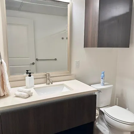 Cozy One Bedroom & Loft Sunset Free Off Site Parking And Wifi Los Angeles Exterior photo