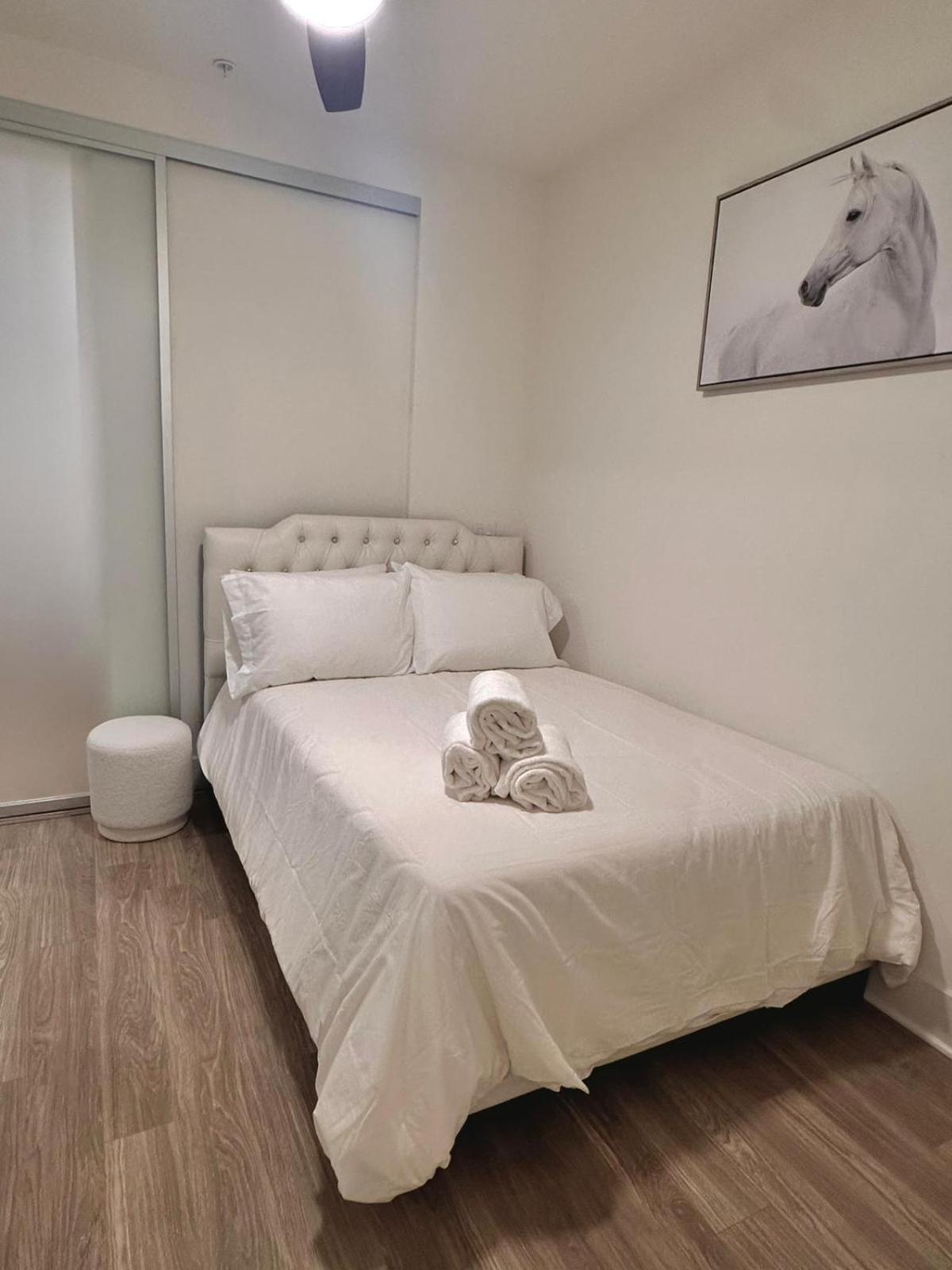 Cozy One Bedroom & Loft Sunset Free Off Site Parking And Wifi Appartement Los Angeles