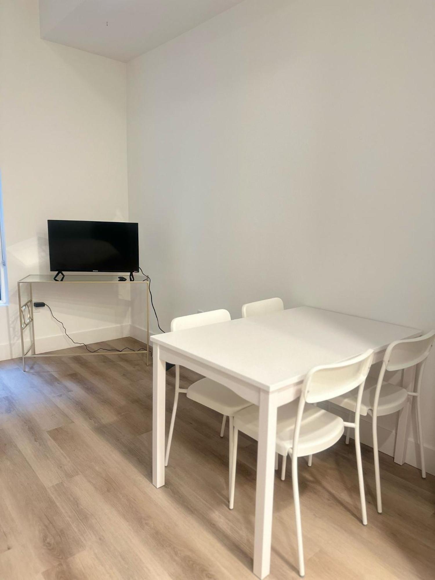 Cozy One Bedroom & Loft Sunset Free Off Site Parking And Wifi Appartement Los Angeles
