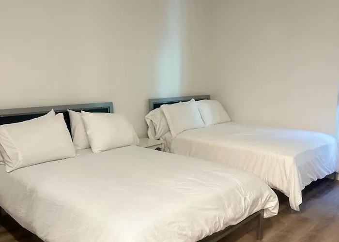 Cozy One Bedroom & Loft Sunset Free Off Site Parking And Wifi